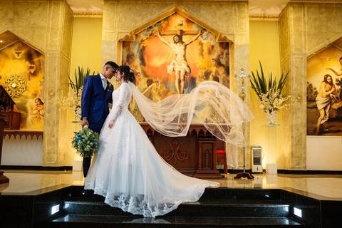 As melhores ideias e inspirações criativas de fotos de casamento da cerimônia na Paróquia Jesus, Maria e José'