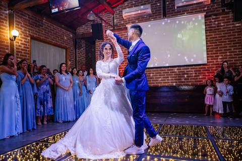 As melhores ideias e inspirações criativas de fotos de casamento dos noivos no Espaço Coimbra'