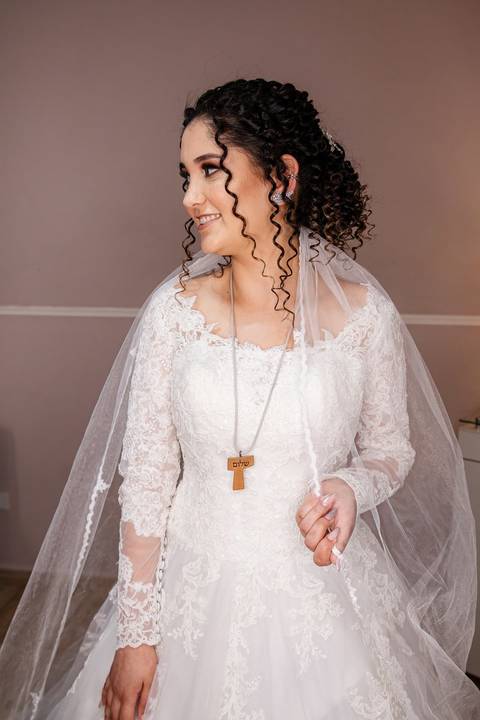 As melhores ideias e inspirações criativas de fotos de casamento do making of da noiva no Studio Albuquerque'