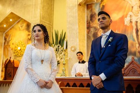 As melhores ideias e inspirações criativas de fotos de casamento da cerimônia na Paróquia Jesus, Maria e José'