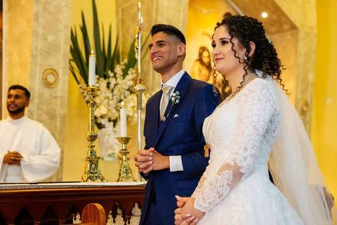 As melhores ideias e inspirações criativas de fotos de casamento da cerimônia na Paróquia Jesus, Maria e José'