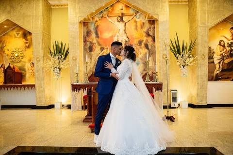 As melhores ideias e inspirações criativas de fotos de casamento da cerimônia na Paróquia Jesus, Maria e José'