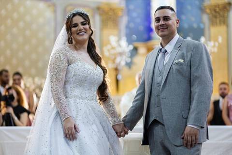 As melhores ideias e inspirações criativas de fotos de casamento na cerimônia na Paróquia Nossa Senhora de Lourdes'