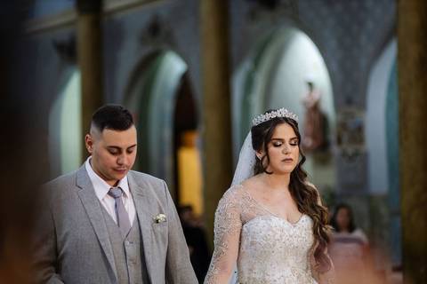 As melhores ideias e inspirações criativas de fotos de casamento na cerimônia na Paróquia Nossa Senhora de Lourdes'