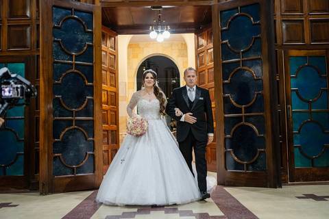 As melhores ideias e inspirações criativas de fotos de casamento na cerimônia na Paróquia Nossa Senhora de Lourdes'