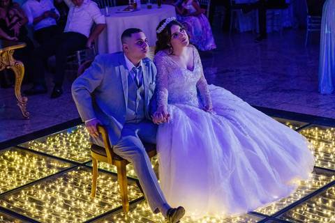 As melhores ideias e inspirações criativas de fotos de casamento do  casal no Buffet Tâmisa '