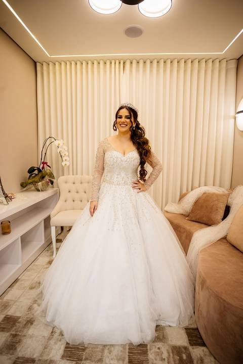 As melhores ideias e inspirações criativas de fotos de casamento do making of da noiva no Salão Beleza Urbana'