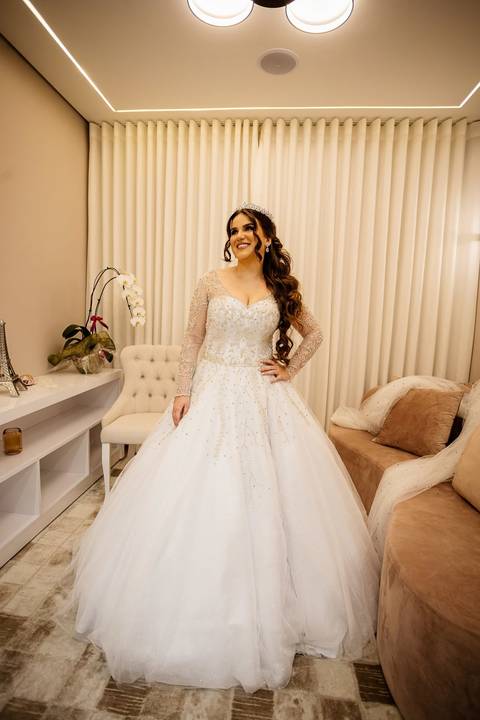 As melhores ideias e inspirações criativas de fotos de casamento do making of da noiva no Salão Beleza Urbana'