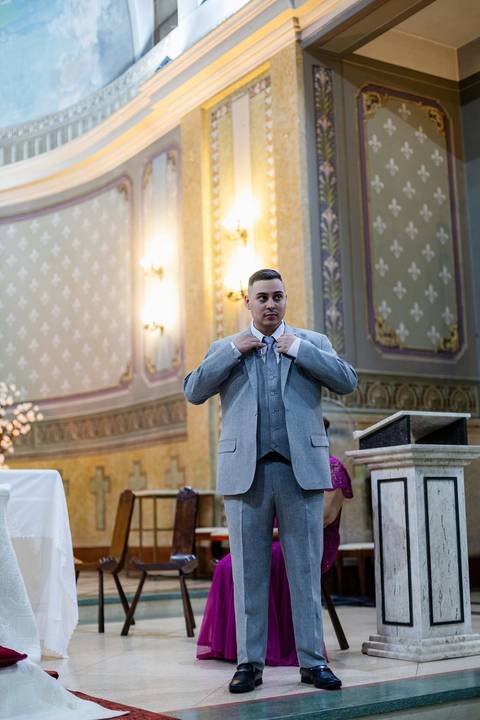 As melhores ideias e inspirações criativas de fotos de casamento na cerimônia na Paróquia Nossa Senhora de Lourdes'