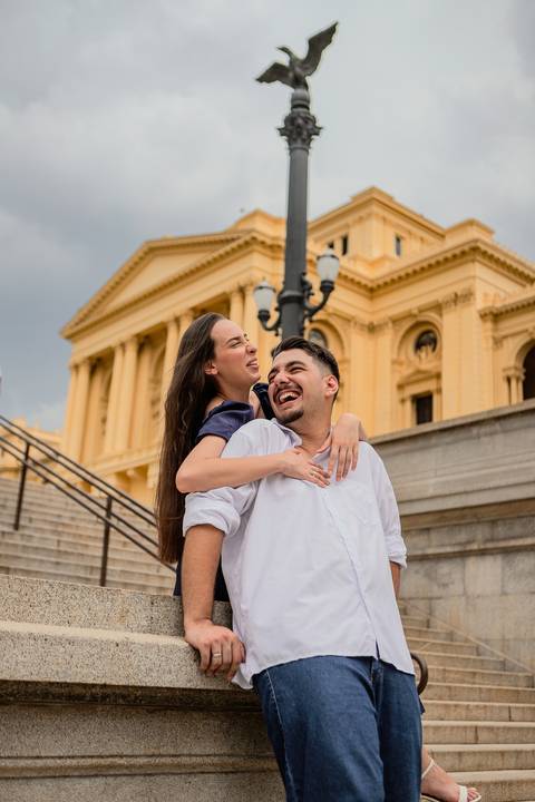 As melhores ideias e inspirações de fotos criativas para ensaio pré wedding no Museu do Ipiranga e Parque da Independência'