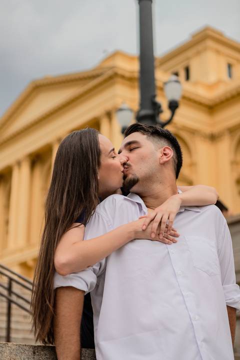 As melhores ideias e inspirações de fotos criativas para ensaio pré wedding no Museu do Ipiranga e Parque da Independência'