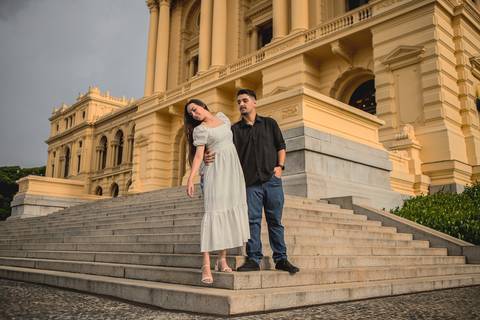 As melhores ideias e inspirações de fotos criativas para ensaio pré wedding no Museu do Ipiranga e Parque da Independência'