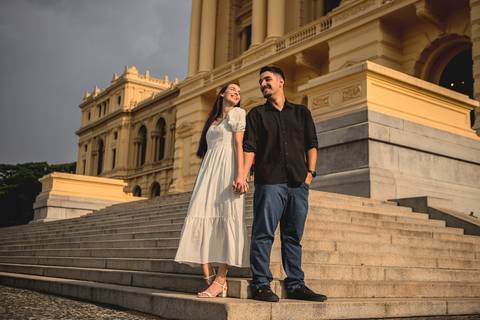 As melhores ideias e inspirações de fotos criativas para ensaio pré wedding no Museu do Ipiranga e Parque da Independência'