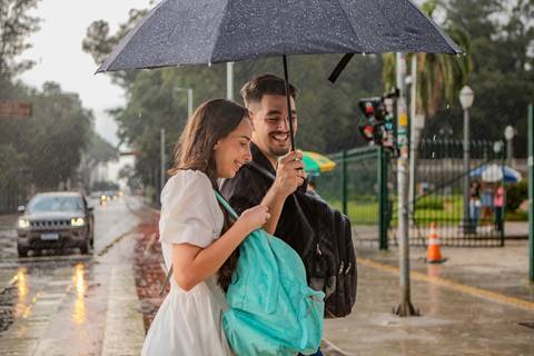 As melhores ideias e inspirações de fotos criativas para ensaio pré wedding no Museu do Ipiranga e Parque da Independência'