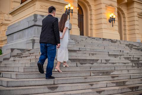 As melhores ideias e inspirações de fotos criativas para ensaio pré wedding no Museu do Ipiranga e Parque da Independência'