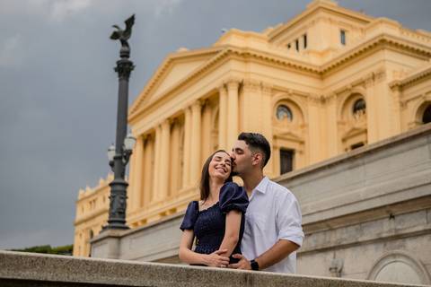 As melhores ideias e inspirações de fotos criativas para ensaio pré wedding no Museu do Ipiranga e Parque da Independência'