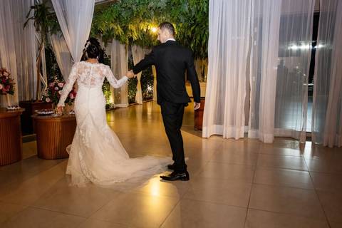 As melhores ideias e inspirações criativas de fotos de casamento dos noivos no Espaço Mariah'