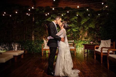 As melhores ideias e inspirações criativas de fotos de casamento dos noivos no Espaço Mariah'