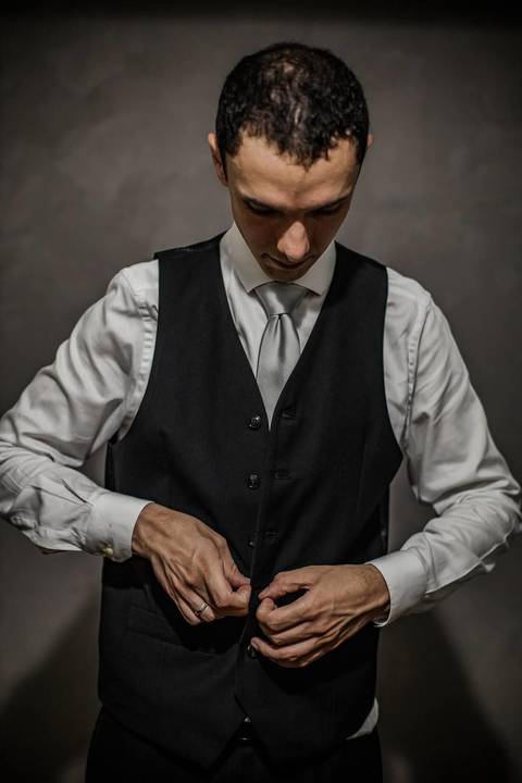 As melhores ideias e inspirações criativas de fotos de casamento do making of do noivo'