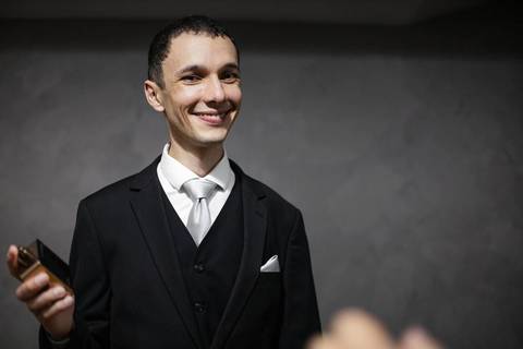 As melhores ideias e inspirações criativas de fotos de casamento do making of do noivo'