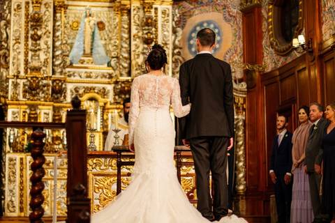 As melhores ideias e inspirações criativas de fotos de casamento na Paróquia Nossa Senhora do Brasil'