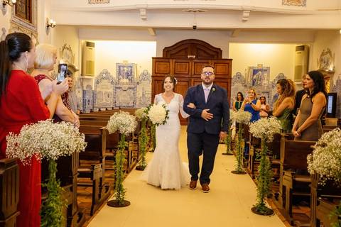 As melhores ideias e inspirações criativas de fotos de casamento na Paróquia Nossa Senhora do Brasil'