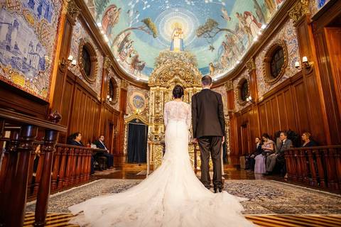 As melhores ideias e inspirações criativas de fotos de casamento na Paróquia Nossa Senhora do Brasil'