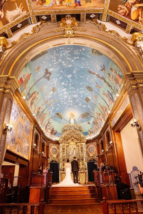 As melhores ideias e inspirações criativas de fotos de casamento na Paróquia Nossa Senhora do Brasil'
