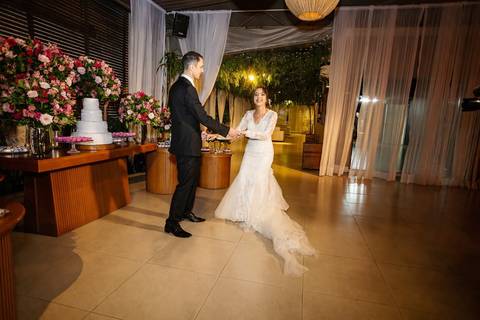 As melhores ideias e inspirações criativas de fotos de casamento dos noivos no Espaço Mariah'