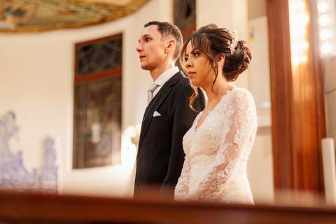 As melhores ideias e inspirações criativas de fotos de casamento na Paróquia Nossa Senhora do Brasil'