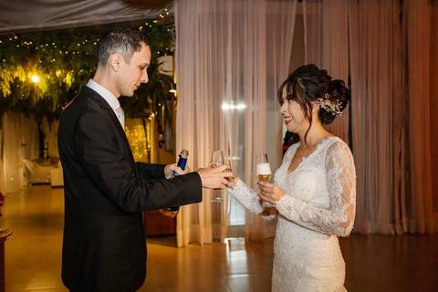 As melhores ideias e inspirações criativas de fotos de casamento dos noivos no Espaço Mariah'