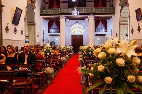 As melhores ideias e inspirações criativas de fotos de casamento na igreja Nossa Senhora da Candelária - Itú'
