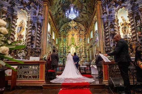 As melhores ideias e inspirações criativas de fotos de casamento na Igreja Nossa Senhora da Candelária - Itú'
