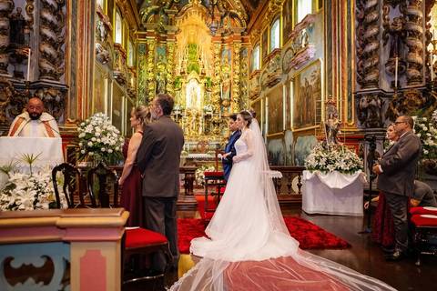 As melhores ideias e inspirações criativas de fotos de casamento na Igreja Nossa Senhora da Candelária - Itú'