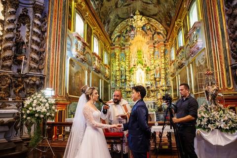 As melhores ideias e inspirações criativas de fotos de casamento na Igreja Nossa Senhora da Candelária - Itú'