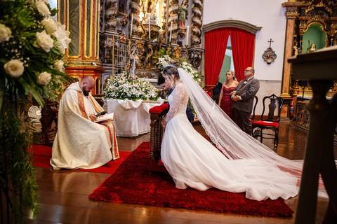 As melhores ideias e inspirações criativas de fotos de casamento na Igreja Nossa Senhora da Candelária - Itú'