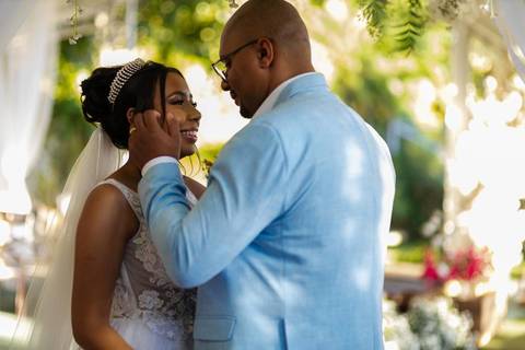 As melhores ideias e inspirações criativas de fotos de casamento do momento da cerimônia no Espaço Mapri Eventos'