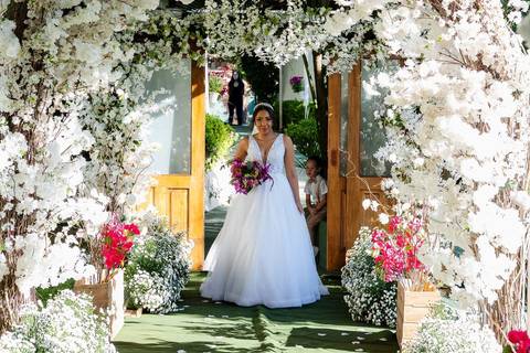 As melhores ideias e inspirações criativas de fotos de casamento do momento da cerimônia no Espaço Mapri Eventos'