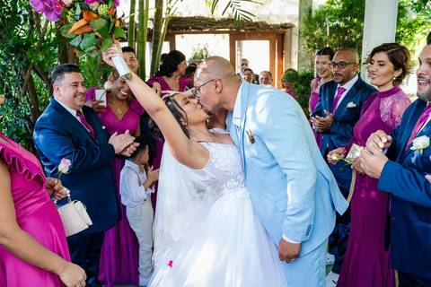 As melhores ideias e inspirações criativas de fotos de casamento do momento da cerimônia no Espaço Mapri Eventos'