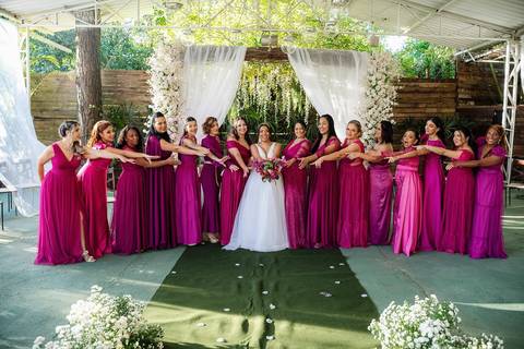 As melhores ideias e inspirações criativas de fotos de casamento do momento da cerimônia no Espaço Mapri Eventos'