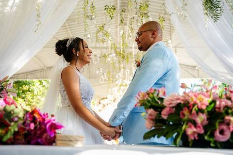 As melhores ideias e inspirações criativas de fotos de casamento dos noivos Espaço Mapri Eventos'