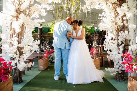 As melhores ideias e inspirações criativas de fotos de casamento dos noivos Espaço Mapri Eventos'