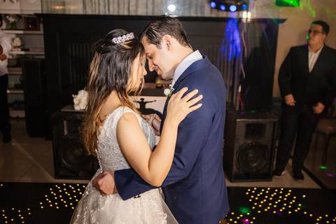 As melhores ideias e inspirações criativas de fotos de casamento do  Espaço Castelo Marilias Buffet'