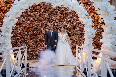 As melhores ideias e inspirações criativas de fotos de casamento do  Espaço Castelo Marilias Buffet'