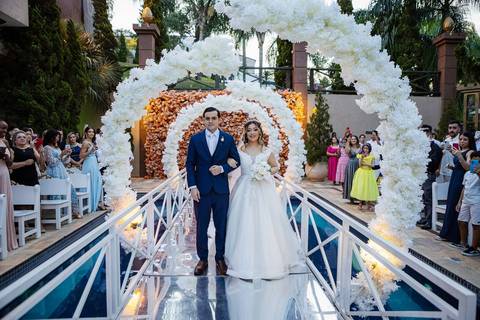 As melhores ideias e inspirações criativas de fotos de casamento do  Espaço Castelo Marilias Buffet'