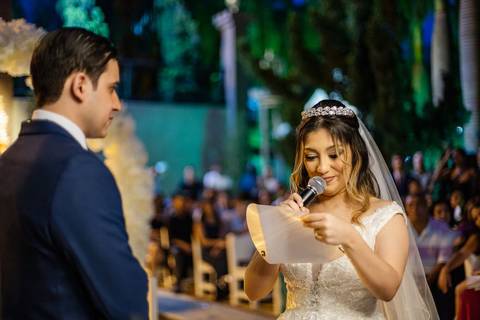 As melhores ideias e inspirações criativas de fotos de casamento do  Espaço Castelo Marilias Buffet'