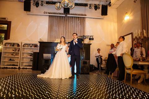 As melhores ideias e inspirações criativas de fotos de casamento do  Espaço Castelo Marilias Buffet'