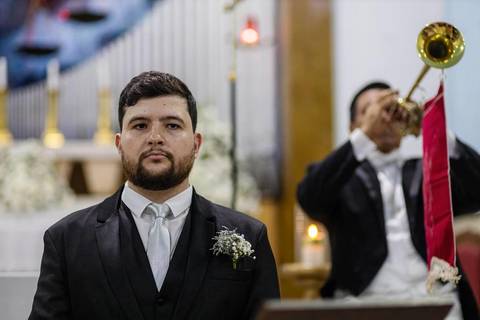 As melhores ideias e inspirações criativas de fotos de casamento do momento da cerimônia na Paróquia Nossa Senhora da Candelária'