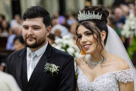 As melhores ideias e inspirações criativas de fotos de casamento do momento da cerimônia na Paróquia Nossa Senhora da Candelária'