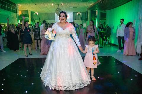 As melhores ideias e inspirações criativas de fotos de casamento na recepção no Buffet Piatto'